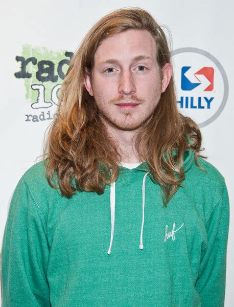 what happened to asher roth